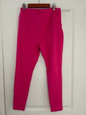 Beyond Yoga High Waisted Midi Leggings in Pink, Size XL
